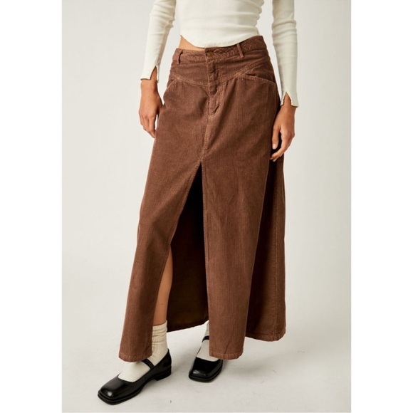 Free People We The Free Come as You Are Cord Maxi Skirt in Chocolate size 8 NWT - Picture 3 of 11